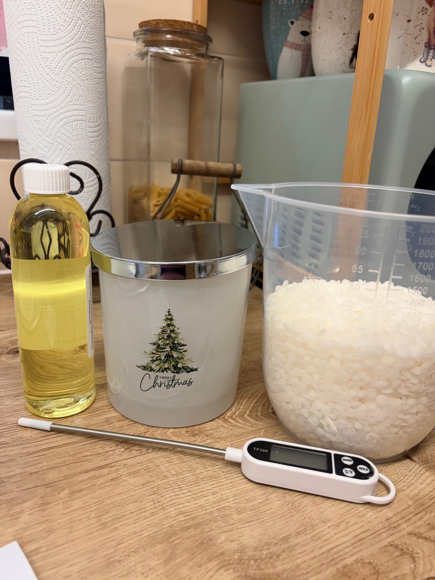 Merry Christmas Scented Vegan Candle In Frosted Glass